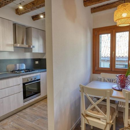 Ecco Suites Apartments Venedik Dış mekan fotoğraf