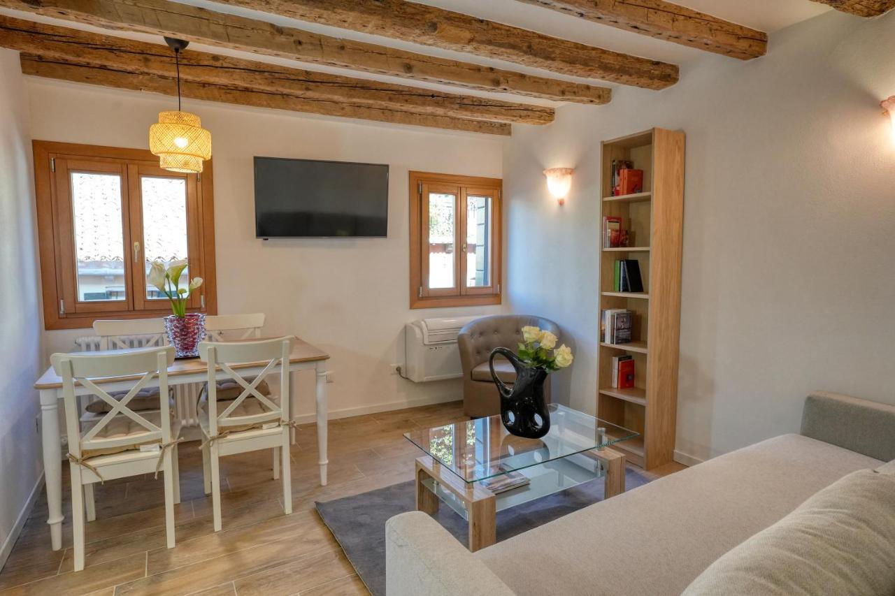Ecco Suites Apartments Venedik Dış mekan fotoğraf