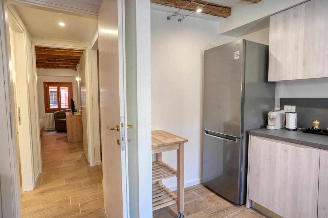 Ecco Suites Apartments Venedik Dış mekan fotoğraf