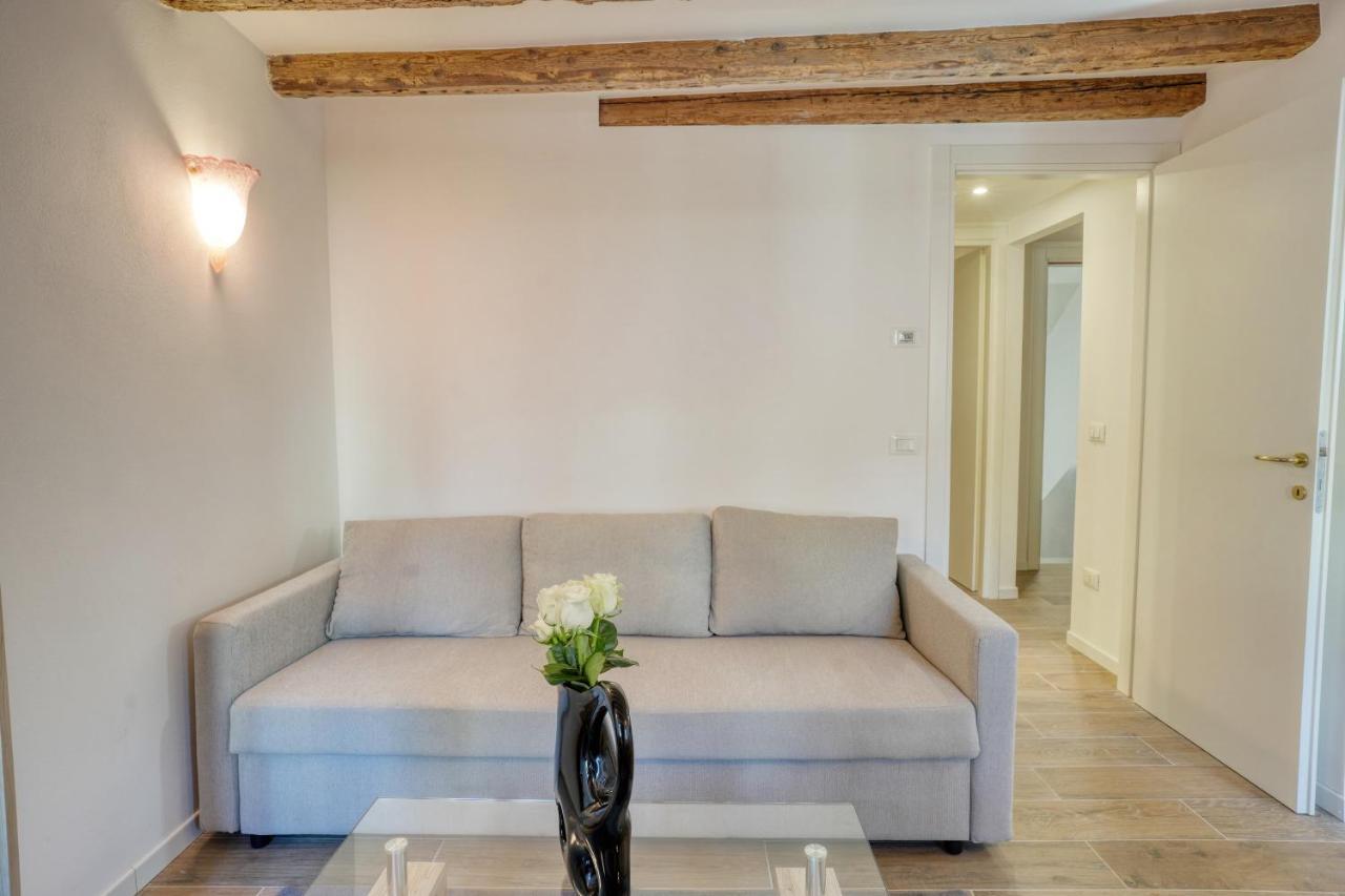 Ecco Suites Apartments Venedik Dış mekan fotoğraf