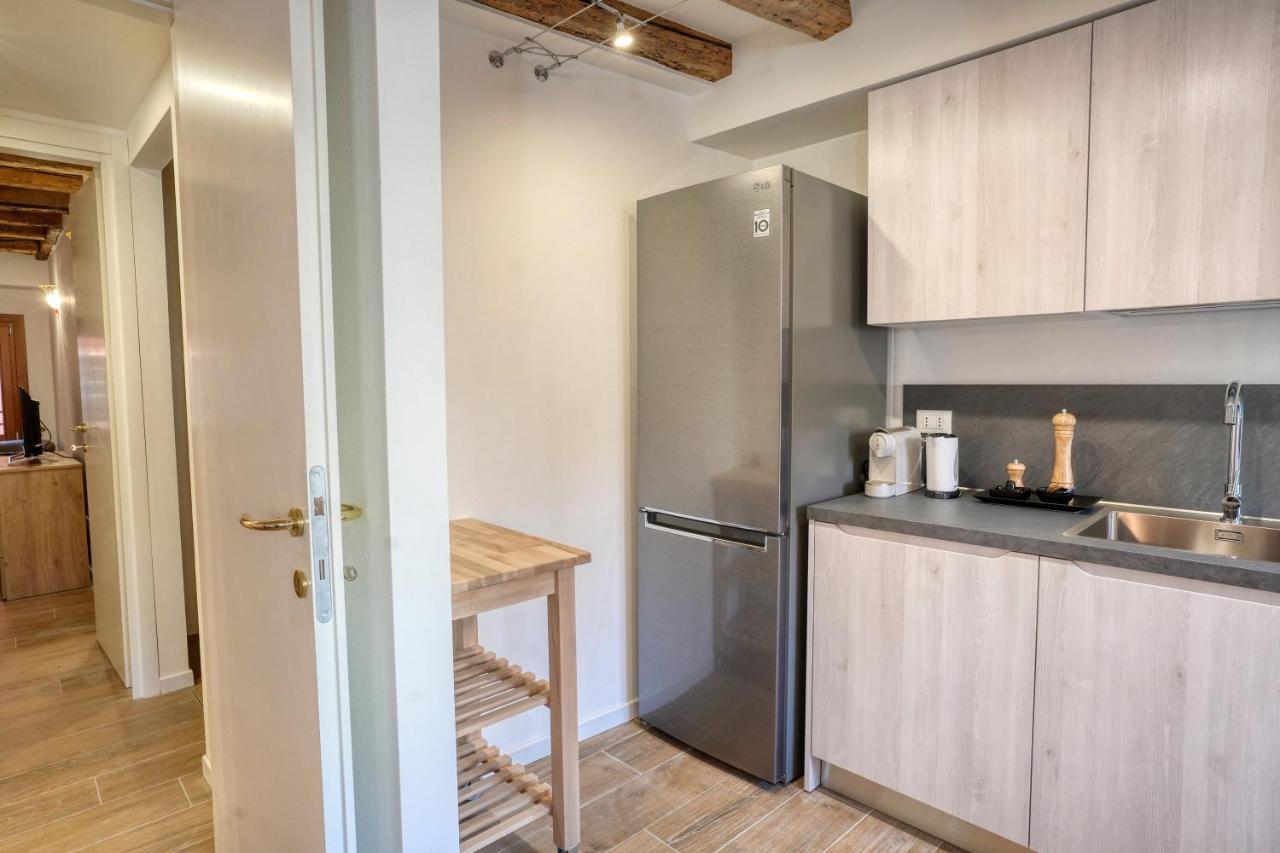 Ecco Suites Apartments Venedik Dış mekan fotoğraf