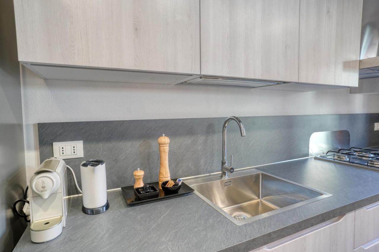 Ecco Suites Apartments Venedik Dış mekan fotoğraf