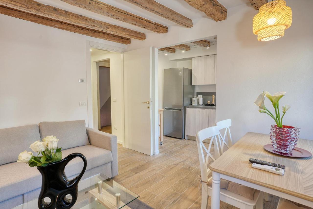 Ecco Suites Apartments Venedik Dış mekan fotoğraf