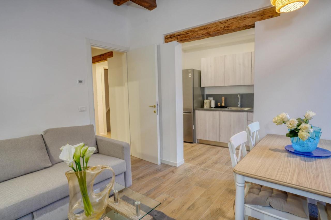 Ecco Suites Apartments Venedik Dış mekan fotoğraf